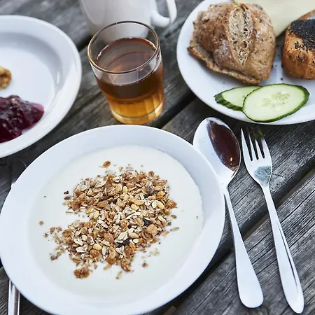 Vandrerhjem Svaneke Vandrerhjem *