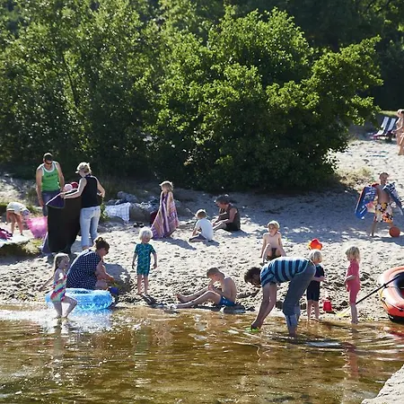 Svaneke Vandrerhjem * Svaneke