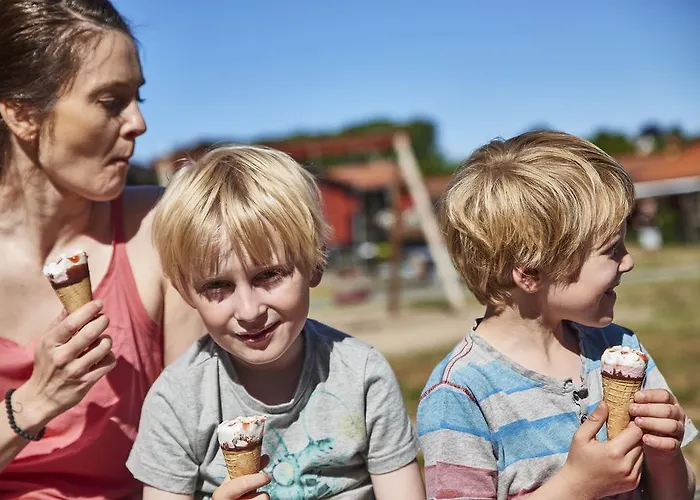 Svaneke Vandrerhjem *